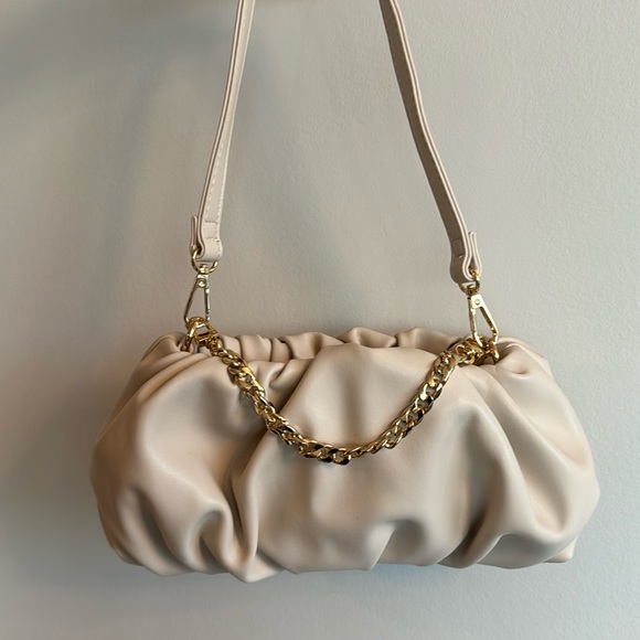 Handbags - Cream Beige Shoulder Bag with Gold Chain Detail Detachable Straps